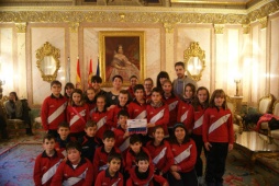 phoca thumb s premiocolegiosgovigynkana