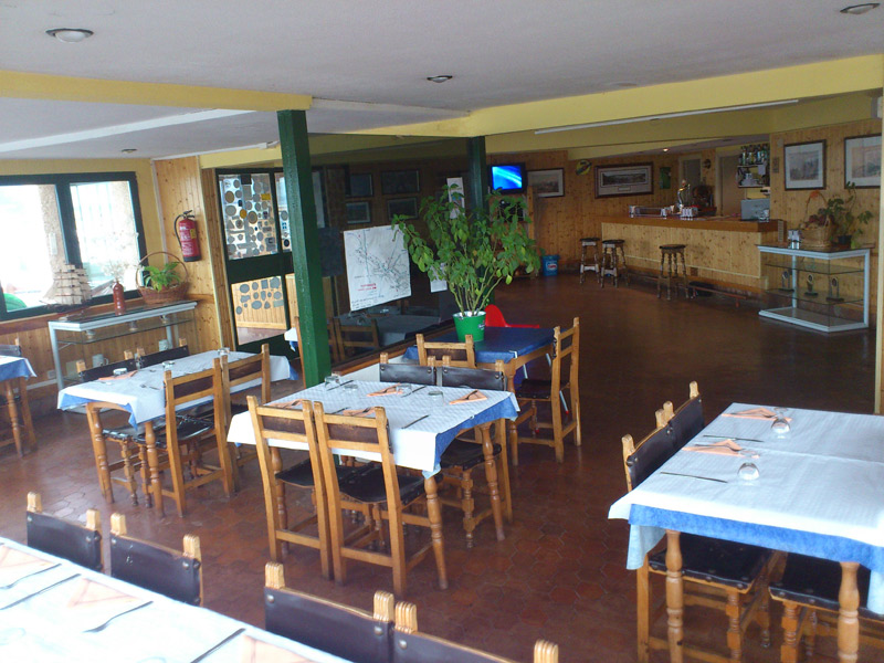 Nuestro salón. Restaurante Aeródromo de Fuentemilanos