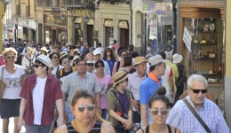 6-1kama-turistas-696x392.jpg