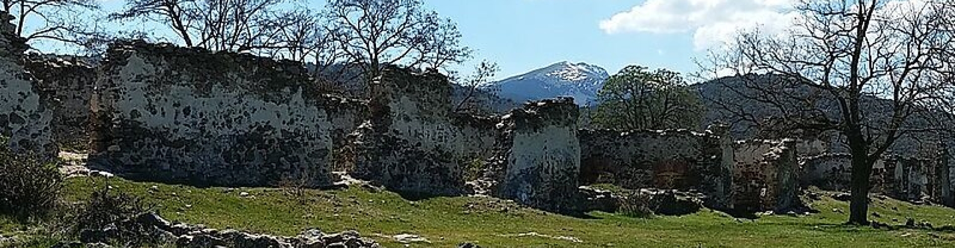 Ruinas del esquileo de Santillana