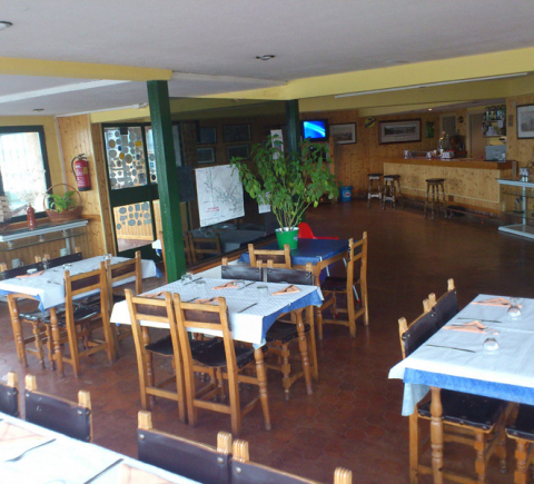 Nuestro salón. Restaurante Aeródromo de Fuentemilanos