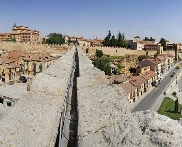 El Canal del Acueducto de Segovia